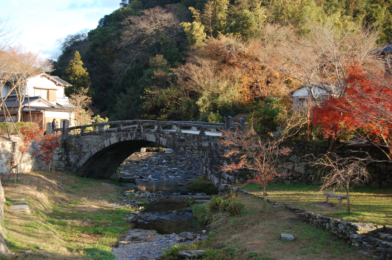 石造秋月の眼鏡橋